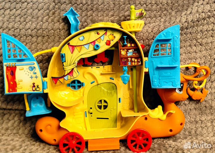 Развивающие игрушки