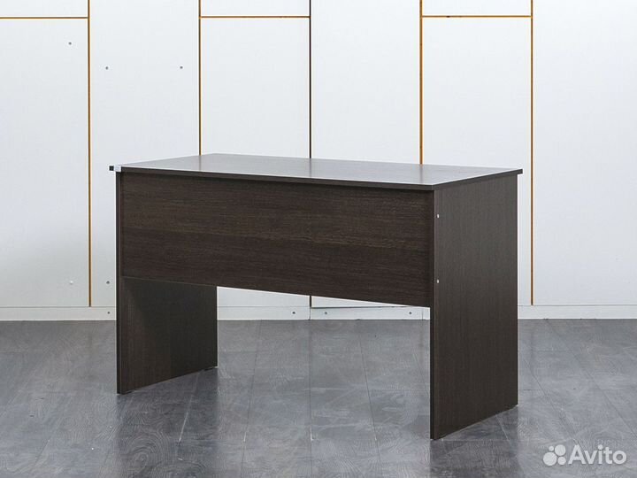 Офисный стол прямой