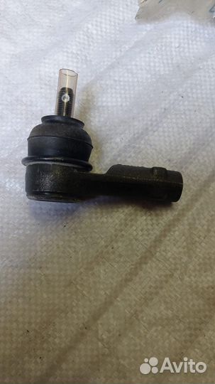 Рулевой наконечник на Hyundai Accent