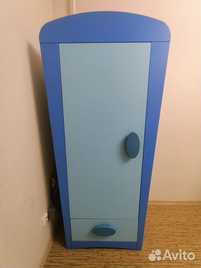Продам детский шкаф из икеа
