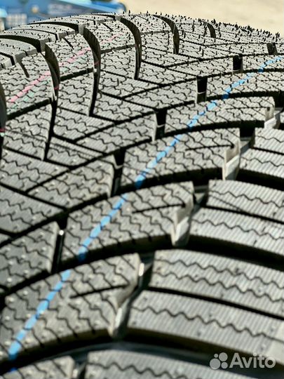 iLink SnowGripper I 255/40 R20 77H