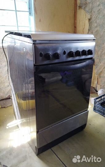 Продам б/у газовую плиту индезит