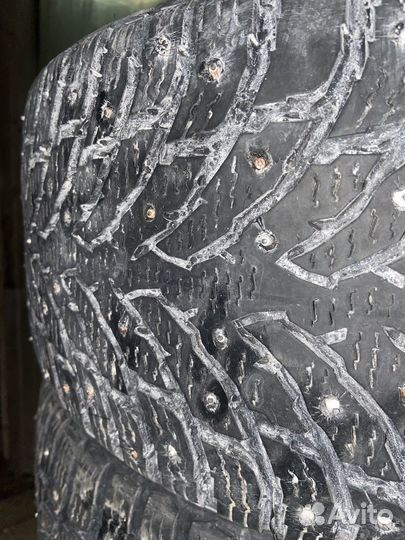 Nokian Tyres Hakkapeliitta 9 235/45 R18 20M