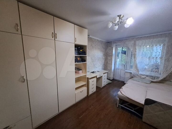 3-к. квартира, 57 м², 5/5 эт.