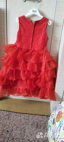 Нарядное платье для девочки