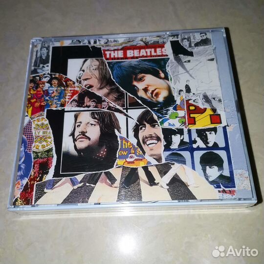 Большой капкейк the Beatles