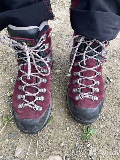 Треккинговые ботинки asolo и стельки sidas