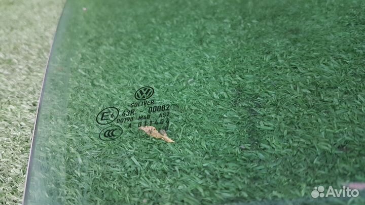 Стекло передней правой vw passat B6