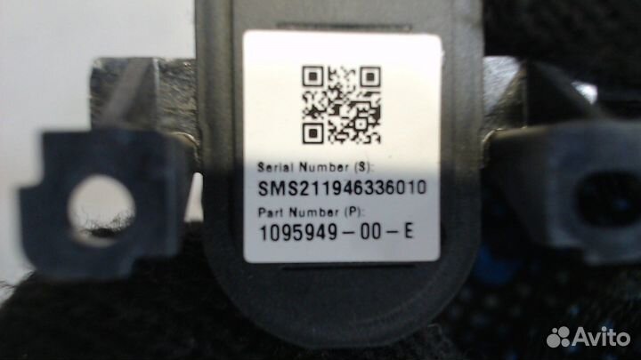 Камера заднего вида Tesla Model Y, 2021