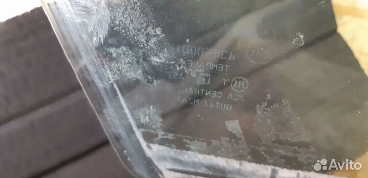 Стекло двери передней правой Suzuki SX4 (SX4 Class