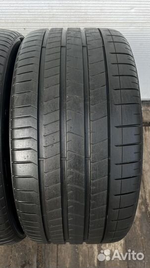 Pirelli P Zero Sports CAR 325/30 R23