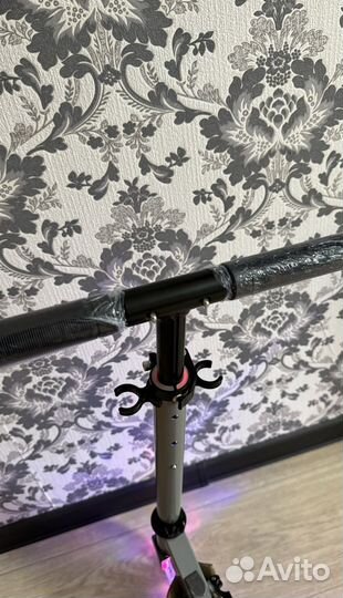 Самокат детский Двухколесный новый