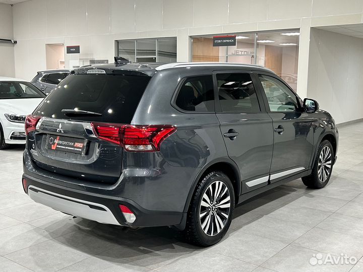 Mitsubishi Outlander 2.0 CVT, 2021, 80 842 км
