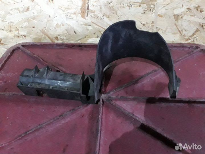 Кронштейн бампера Audi Allroad C5