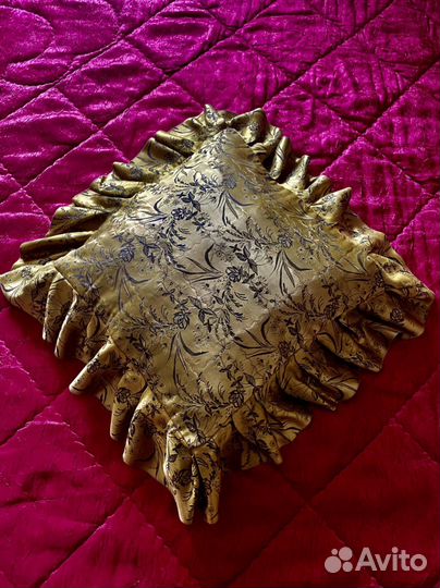 Покрывала, шторы, наволочки- комплект