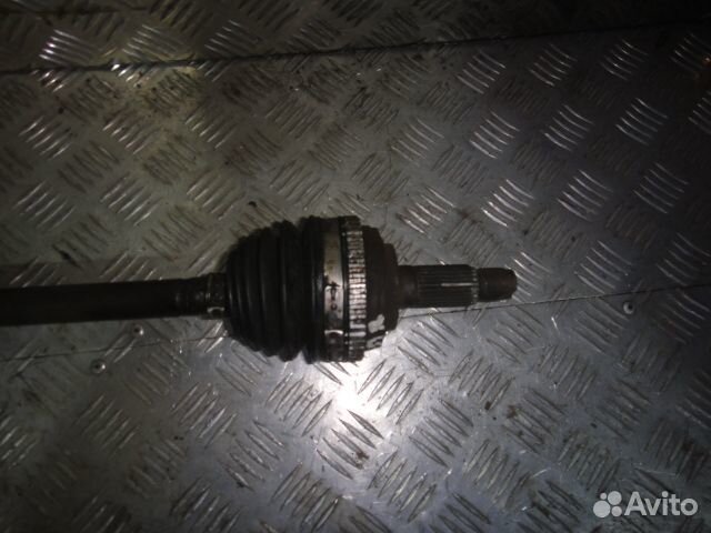 Привод Civic (95-00) пер R МКПП c ABS (26/25) в сб