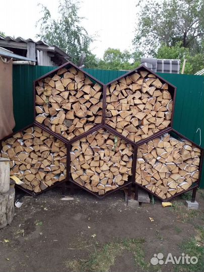 Дровница уличная