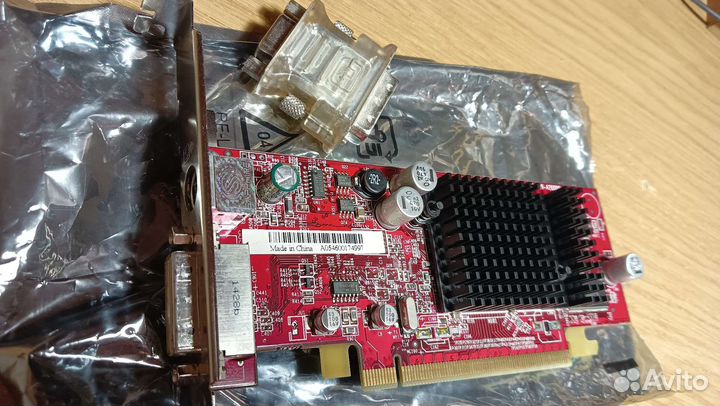Видеокарта ATI Radeon X300SE 256Mb