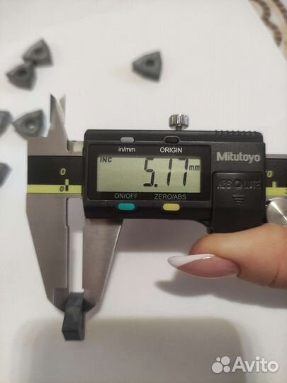 Сменная твердосплавная пластина токарного резца