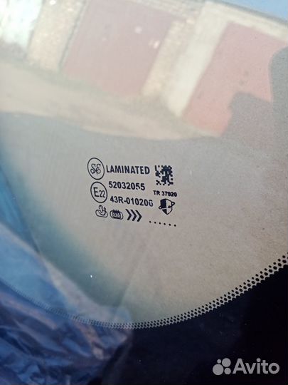 Лобовое стекло Nissan Almera