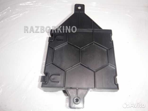 Стабилизатор напряжения 8K0959663B