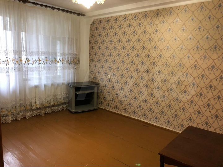 четырёхкомнатная квартира в городе дербенте. снять квартиру в дербенте на длительный срок. дербент снять жилье. уютный дербент. хандадаша тагиева, 35е.