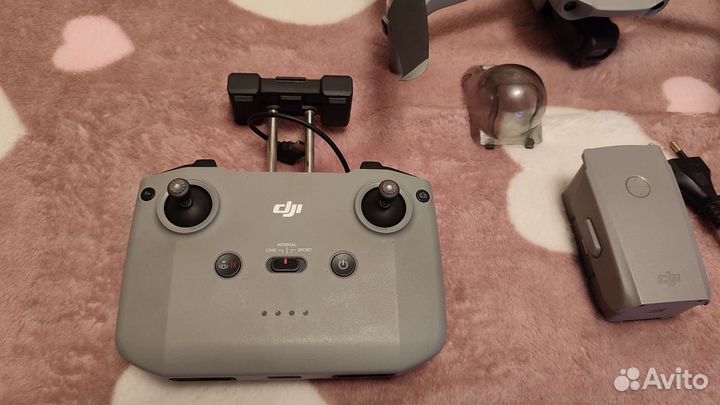 Квадрокоптер DJI Mavic AIR 2