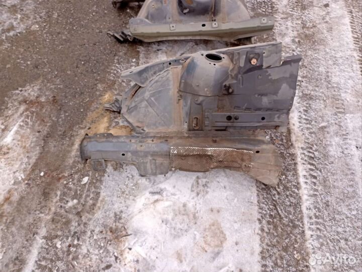 Четверть передняя правая левая лонжерон BMW E46