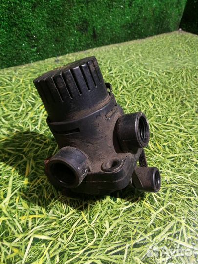 Клапан ускорительный MAN TGA 2008 81521166074