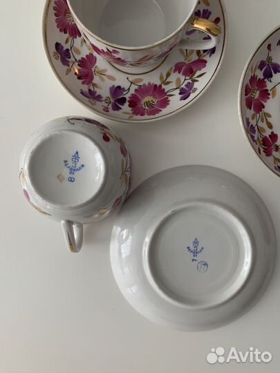 Чайный сервиз с росписью и позолотой