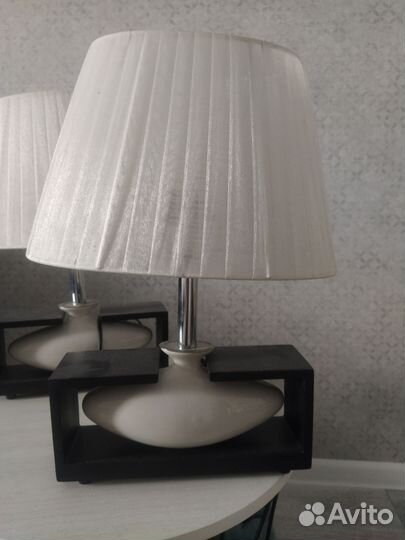Лампа настольная
