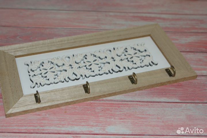 Ключница-вешалка, настенная (новая)