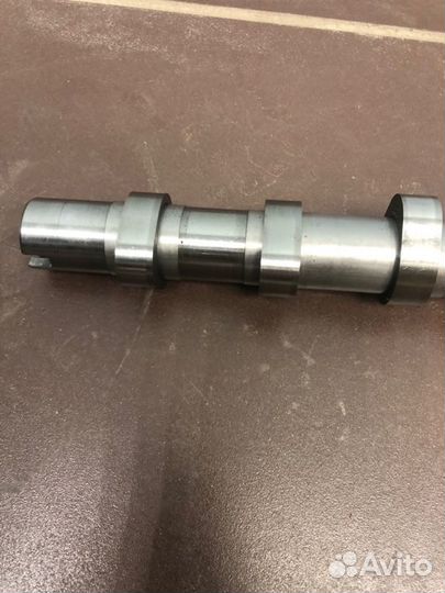 Распредвал выпускной Mercedes-Benz C-Class