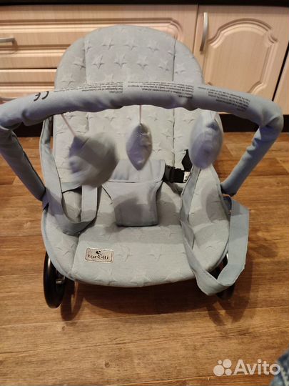 Шезлонг детский