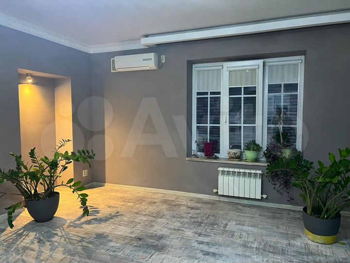 Дом 190 м² на участке 3 сот.