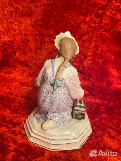 Статуэтка Малахитовая Шкатулка