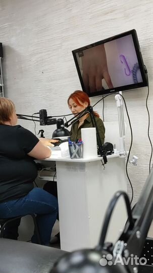 Модель на маникюр и педикюр в учебный центр