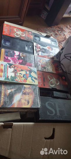 Видеомагнитофон lG