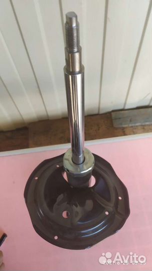 Стойка амортизатора хундай i-30 передняя левая