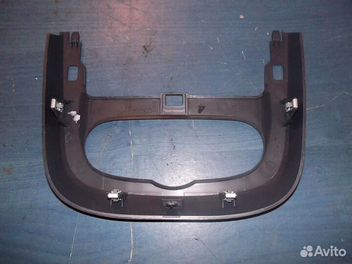 Накладка торпедо центральная (Renault Duster)