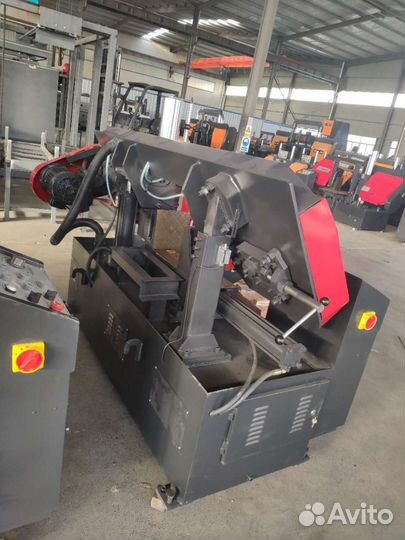 Автоматический ленточнопильный станок по металлу