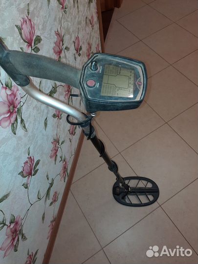 Продаю металлоискатель Fisher F75
