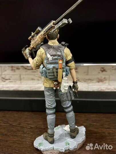 Фигурка Division 2 Brian Johnson Agent 25см