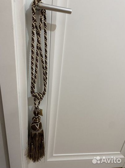 Подвес для штор (держатель)