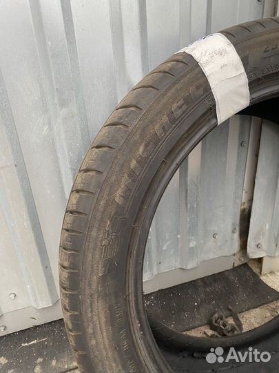 Michelin Pilot Sport 4 255/45 R20