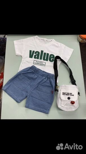 Костюм на мальчика.в наличии