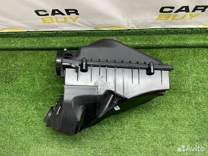 Корпус воздушногo фильтра BMW 7 G11/G12 2020