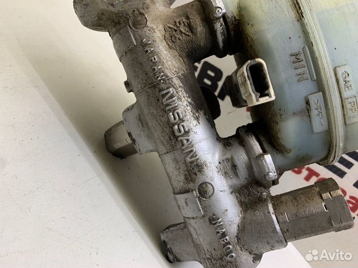 Главный тормозной цилиндр Nissan Almera N16 седан