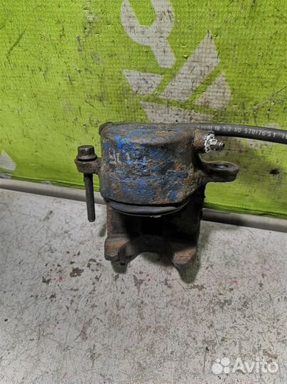 Суппорт передний левый Сузуки Гранд Витара