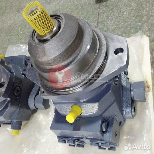 Гидромотор хода R480LC-9A xkah-01558